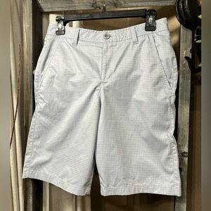 UNDER ARMOUR BIG BOYS LIGHTWEIGHT GOLF POLKA DOT SHORTS